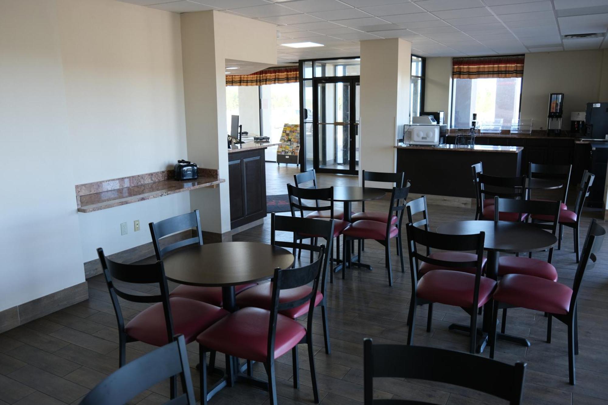 Red Roof Inn סטאונטון מראה חיצוני תמונה