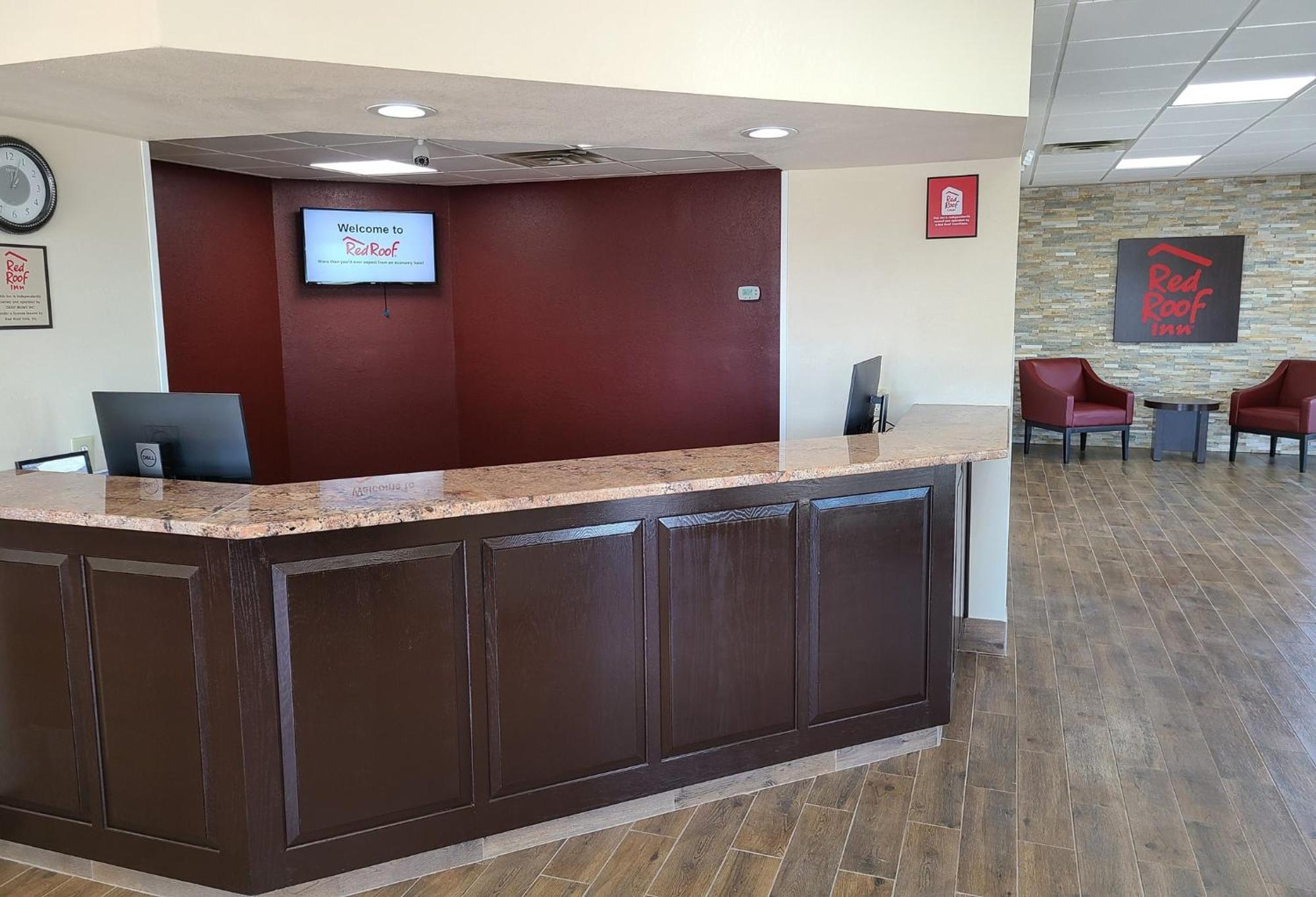 Red Roof Inn סטאונטון מראה חיצוני תמונה
